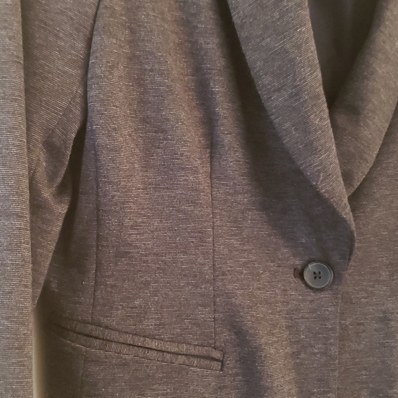 Suit jacket - Picture 7 of 14